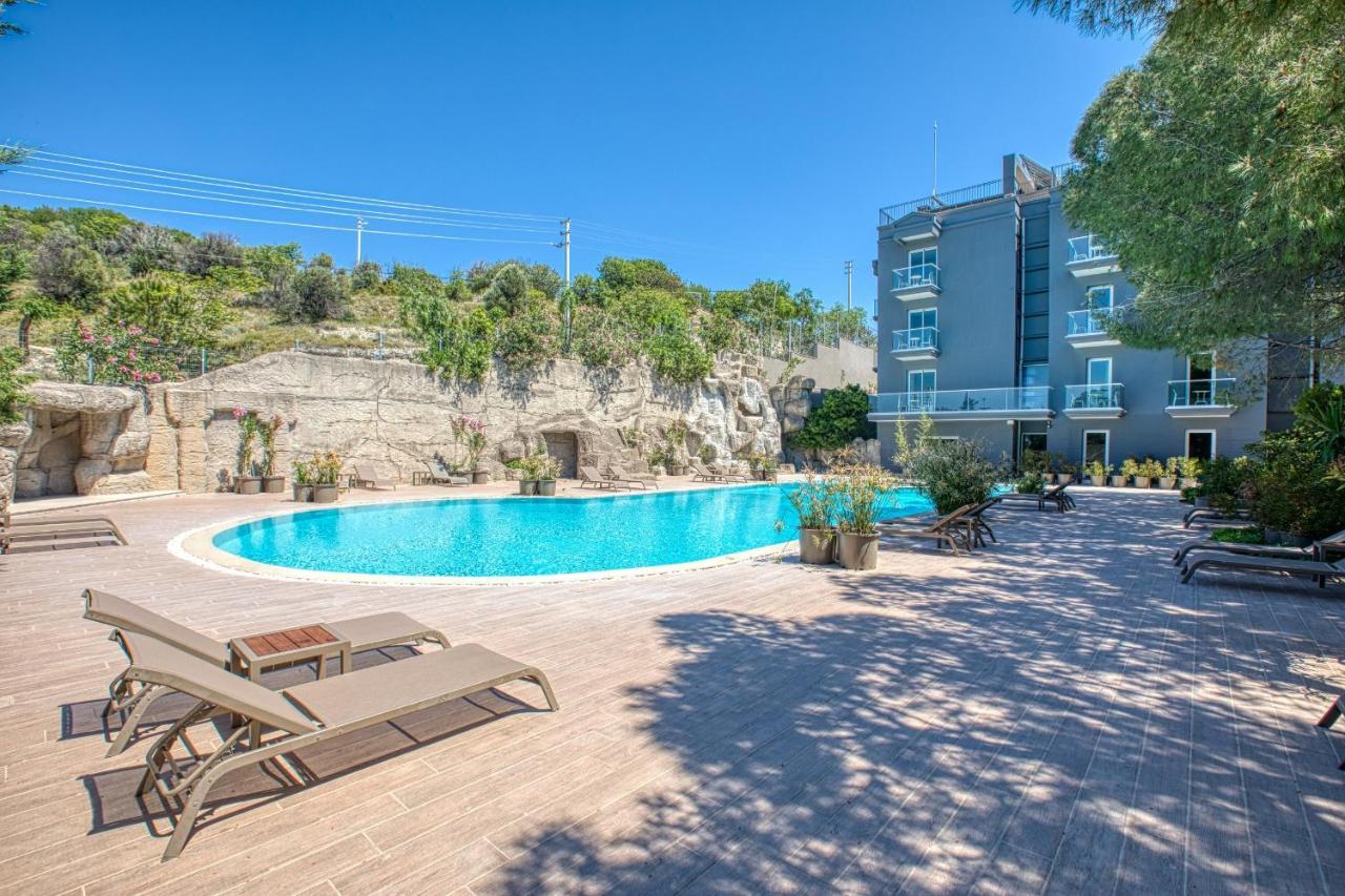 Aegean Apartments - Marina & Chios Island View Cesme Exterior photo